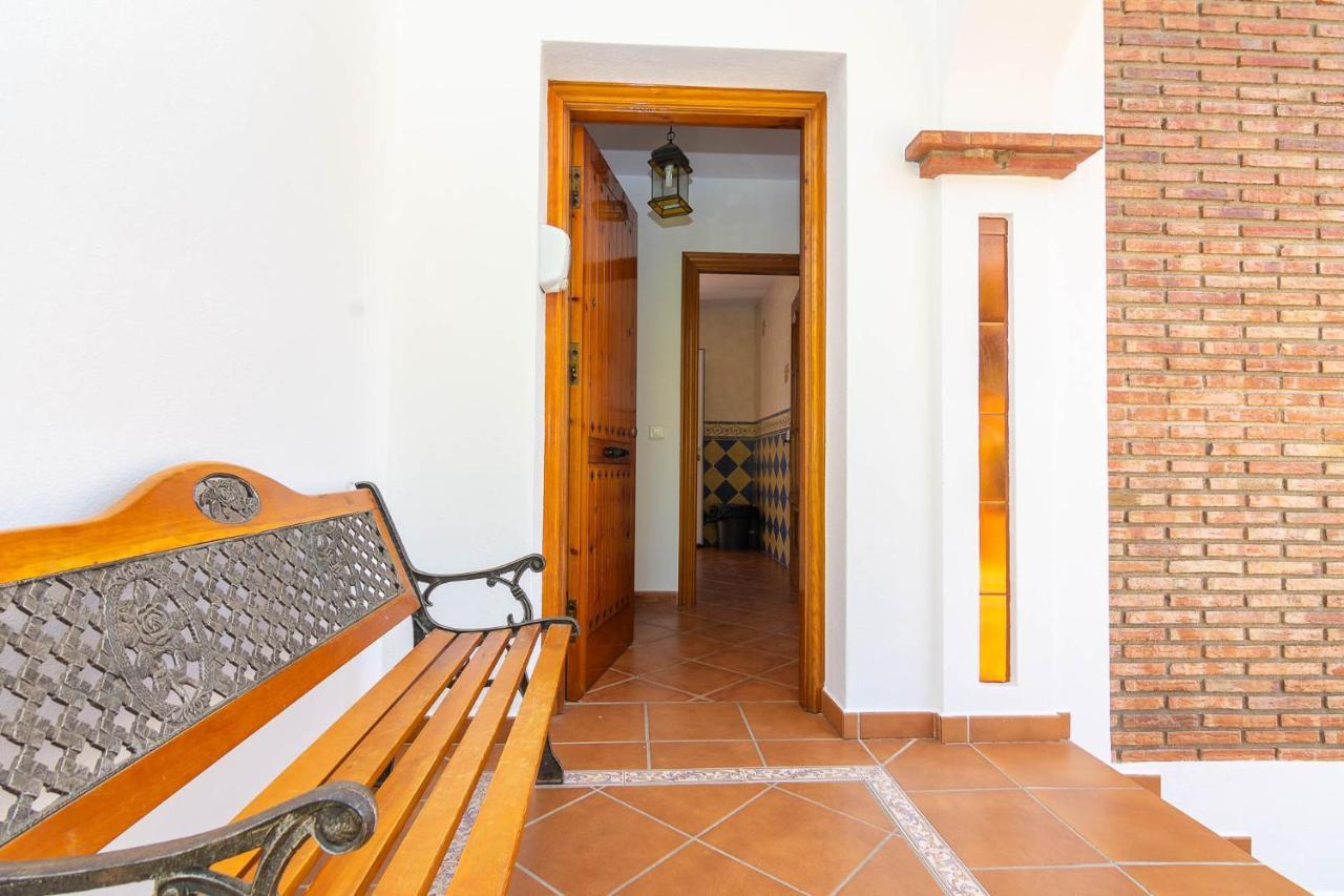 Villa Andalucia: Cerca De Todo, Intimidad Y Espacio 内尔哈 外观 照片
